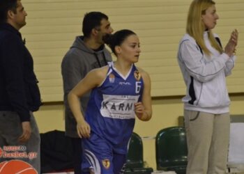 Στη γραμμή των βολών… με τη Δήμητρα Καμπουράκη