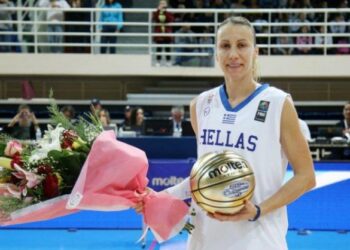 Οι αναγνώστες γράφουν: «Στέλλα Καλτσίδου, το κύκνειο άσμα»