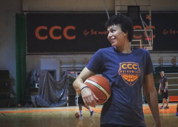 Η Άρτεμις Σπανού blogάρει στο agapogobasket