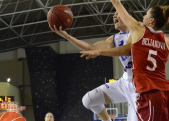 Όταν παίζεις για την ομάδα της καρδιάς σου είναι δύσκολο να χάνεις (pics)