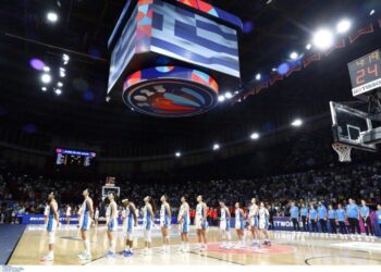 General Manager της Εθνικής Γυναικών η Εβίνα Μάλτση, το επιτελείο της ομάδας