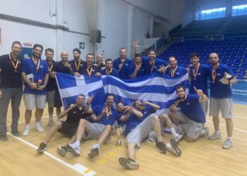 Στο βάθρο οι άνδρες μετά από 16 χρόνια!